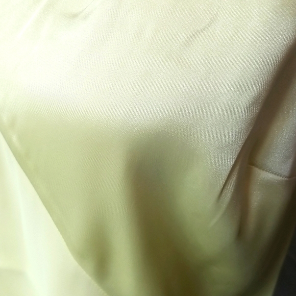 Express bright yellow satin adjustable strap top New criss cross  Small - Picture 3 of 12